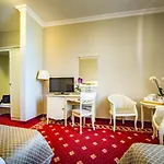 Sobienie Krolewskie Hotel 4*