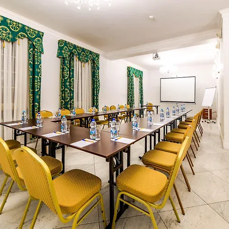 Hotel Sobienie Krolewskie Sobienie Szlacheckie