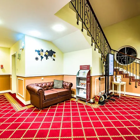 Hotel Sobienie Krolewskie