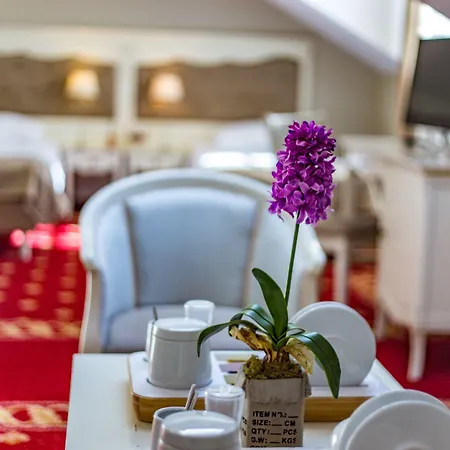 Hotel Sobienie Krolewskie Sobienie Szlacheckie