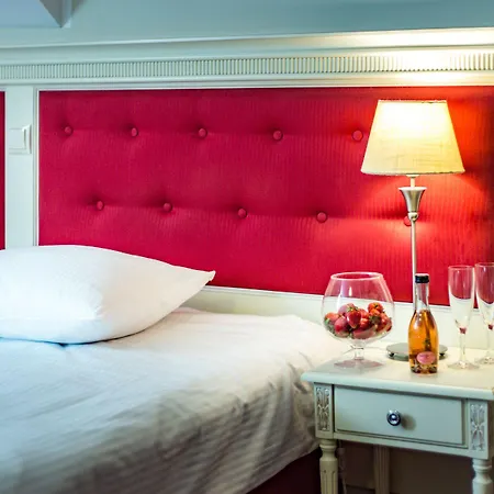 Hotel Sobienie Krolewskie Sobienie Szlacheckie