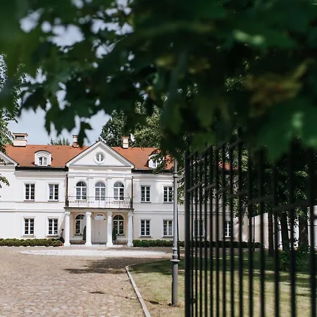 Hotel Sobienie Krolewskie Sobienie Szlacheckie