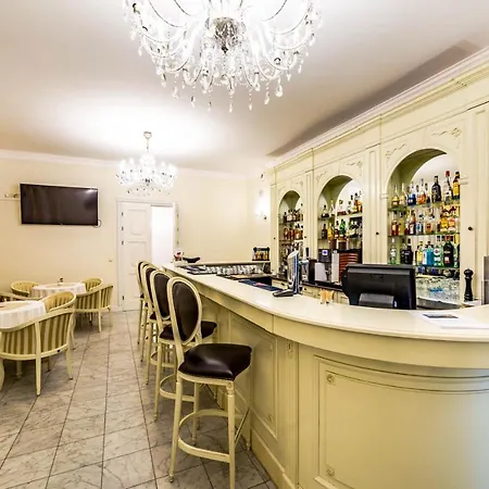 Sobienie Krolewskie Hotel Sobienie Szlacheckie