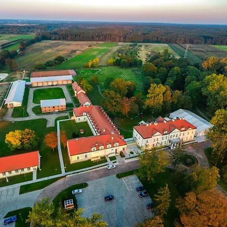 Hotel Sobienie Krolewskie Sobienie Szlacheckie
