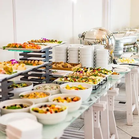 Sobienie Krolewskie Hotel