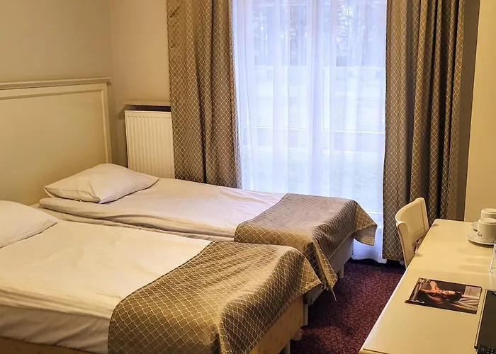 Hotel Sobienie Krolewskie Sobienie Szlacheckie