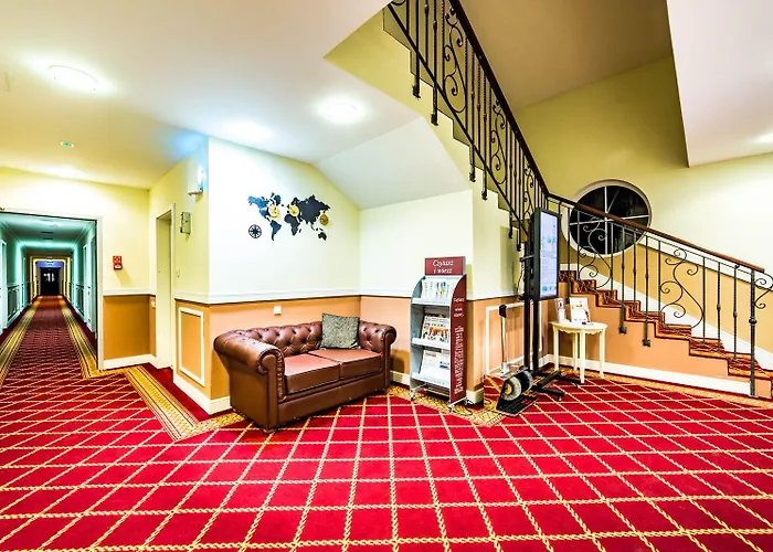 Hotel Sobienie Królewskie