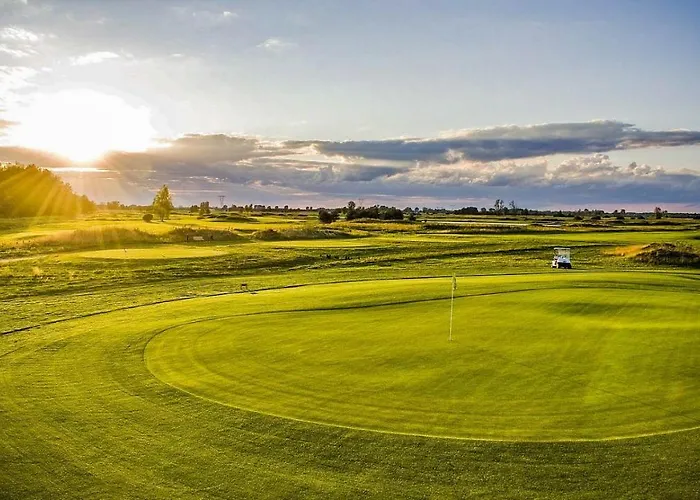 Hotel Sobienie Królewskie