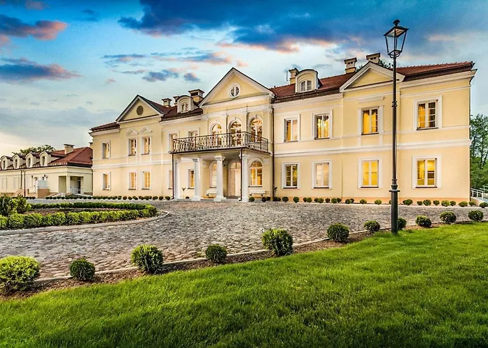 Sobienie Krolewskie Hotel 4*