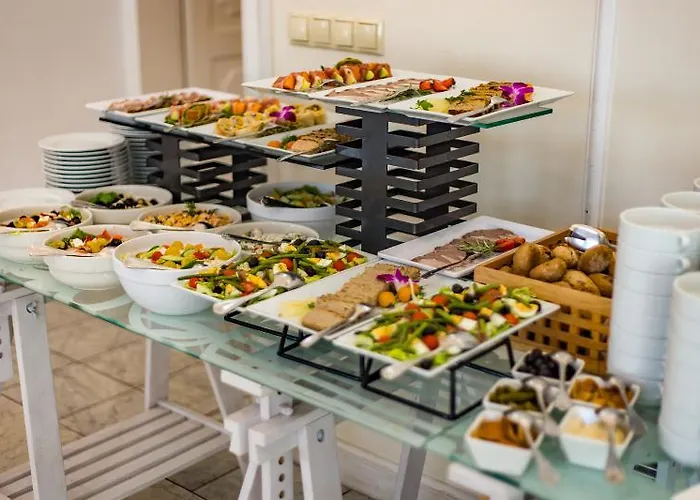 Hotel Sobienie Krolewskie 4*